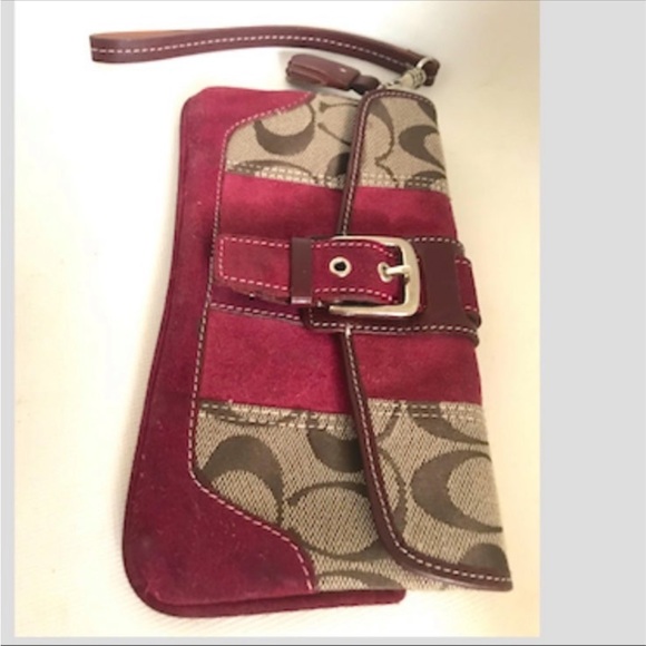 Coach Wristlet - Picture 3 of 4